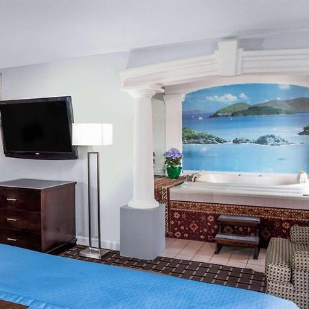 Super 8 By Wyndham Belleville St. Louis Area Bagian luar foto